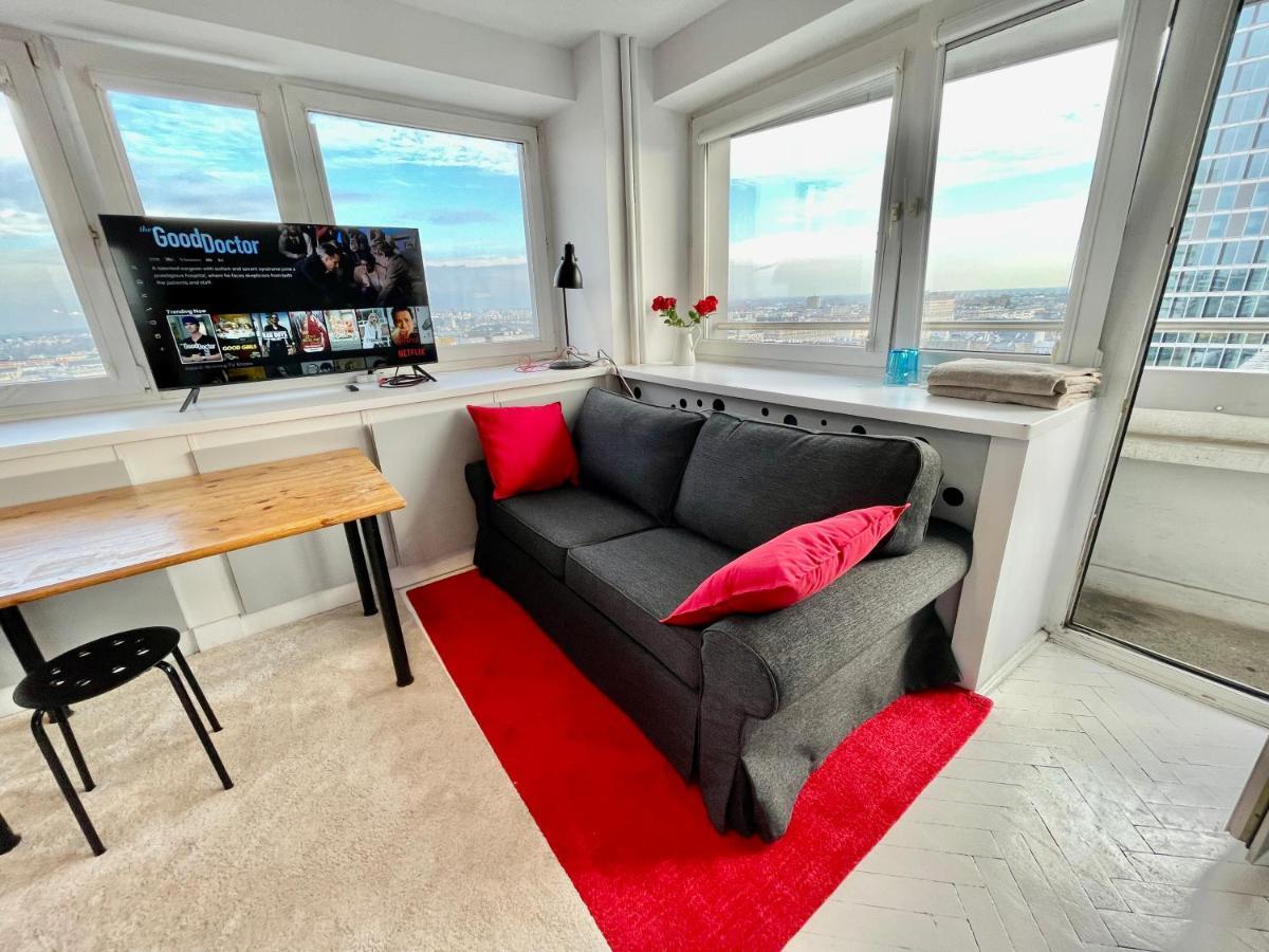 Apartment Sawa 3 Metro X2 Fast Wifi 50'tv Netflx Hbo Appletv+ Amazontv Warschau