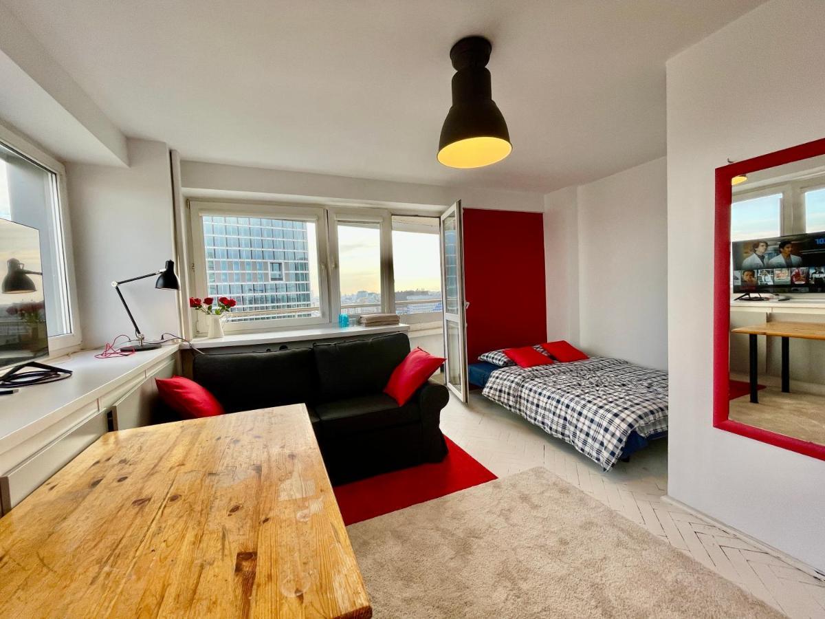 Apartment Sawa 3 Metro X2 Fast Wifi 50'tv Netflx Hbo Appletv+ Amazontv Warschau